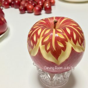 フルーツカービング　りんごカービング　リンゴ飾り切り
